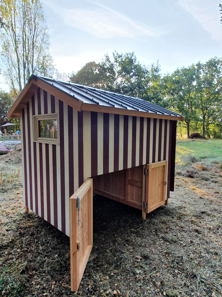Cabane étape – garage à vélos