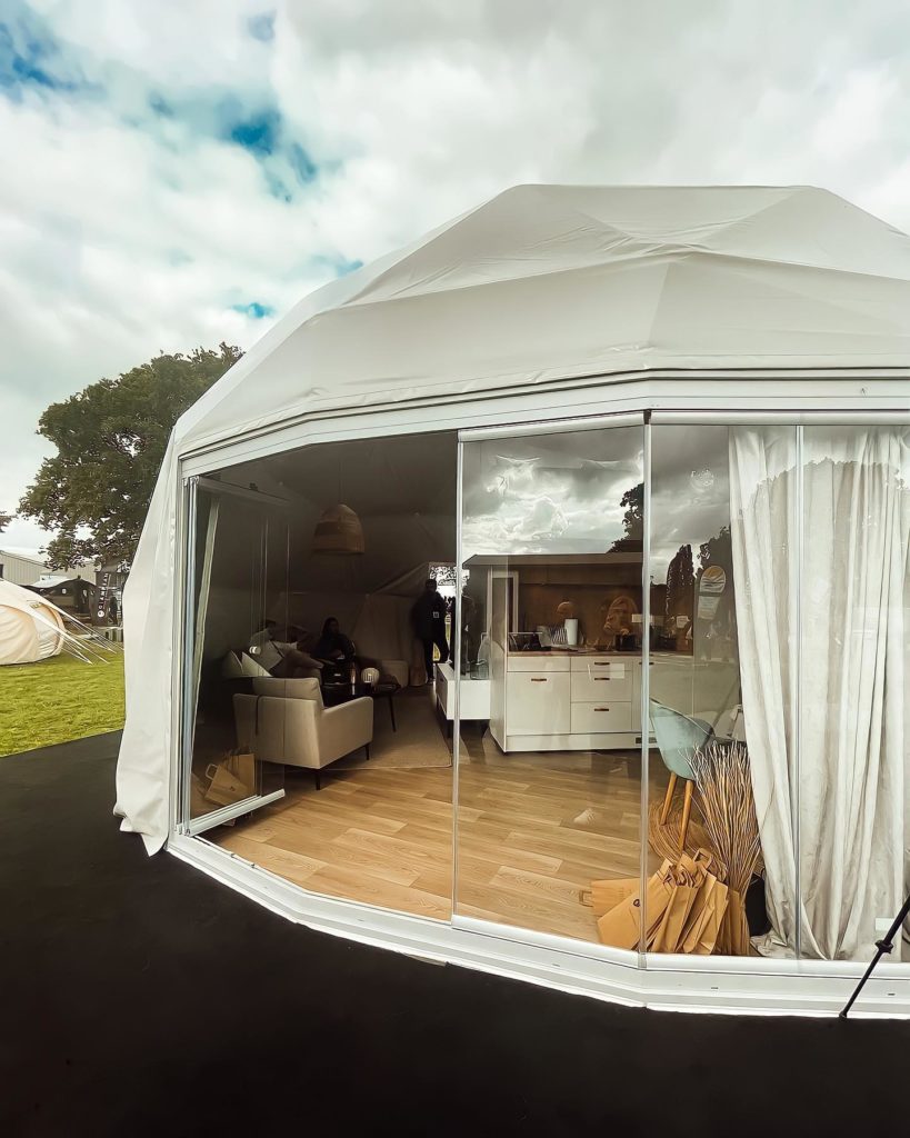 240516481_1948160335350140_4368615035892154061_n